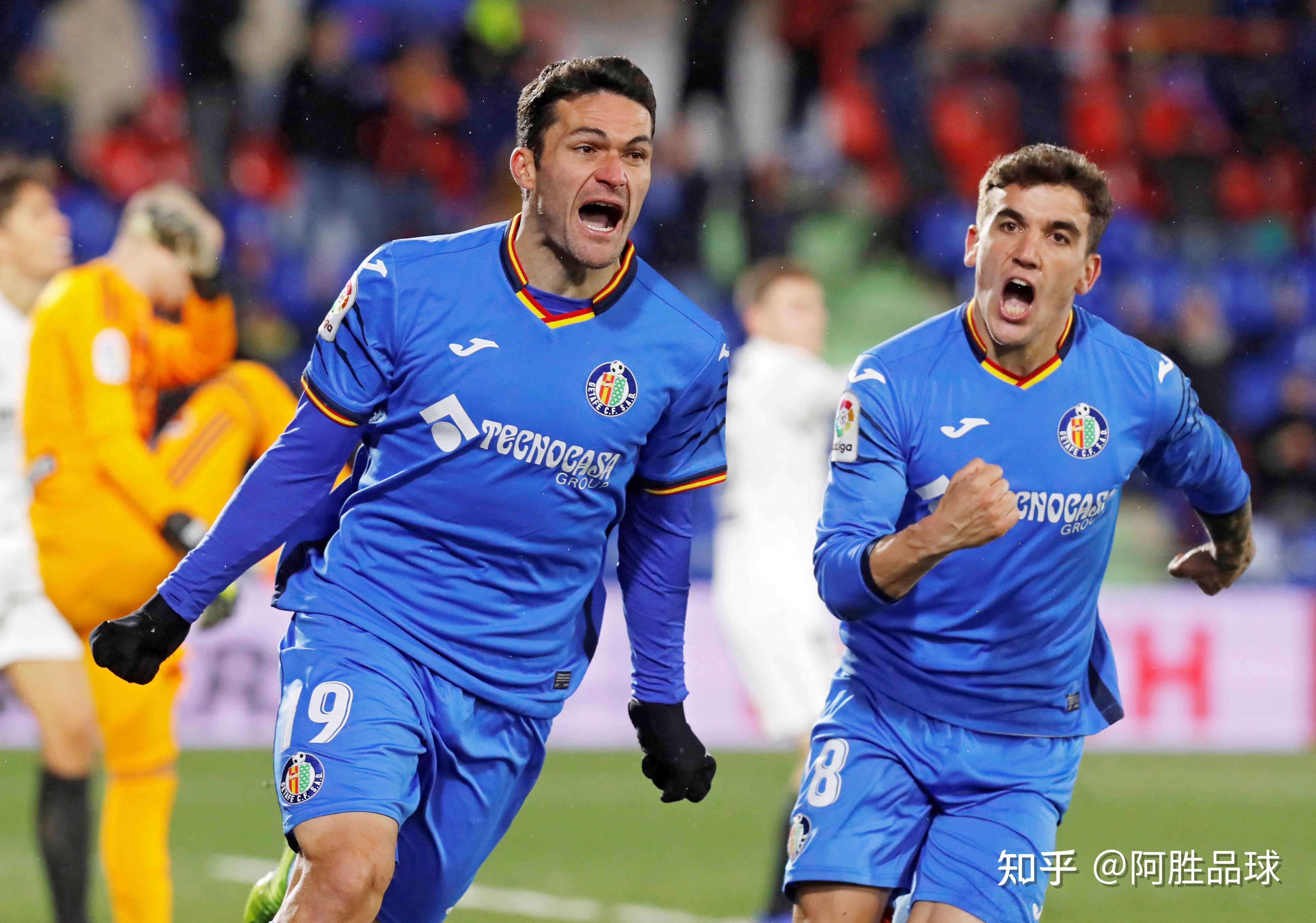 包含赫塔菲客场不敌巴拉加,遭遇两连败的词条 包含赫塔菲客场不敌巴拉加,遭遇两连败的词条