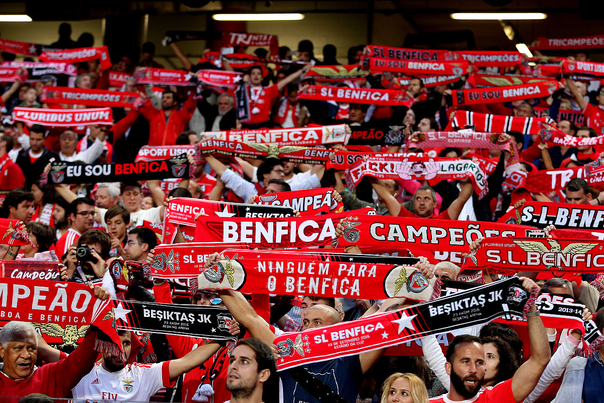 曼联逆转对手,稳固前四位置的简单介绍 曼联逆转对手,稳固前四位置的简单介绍