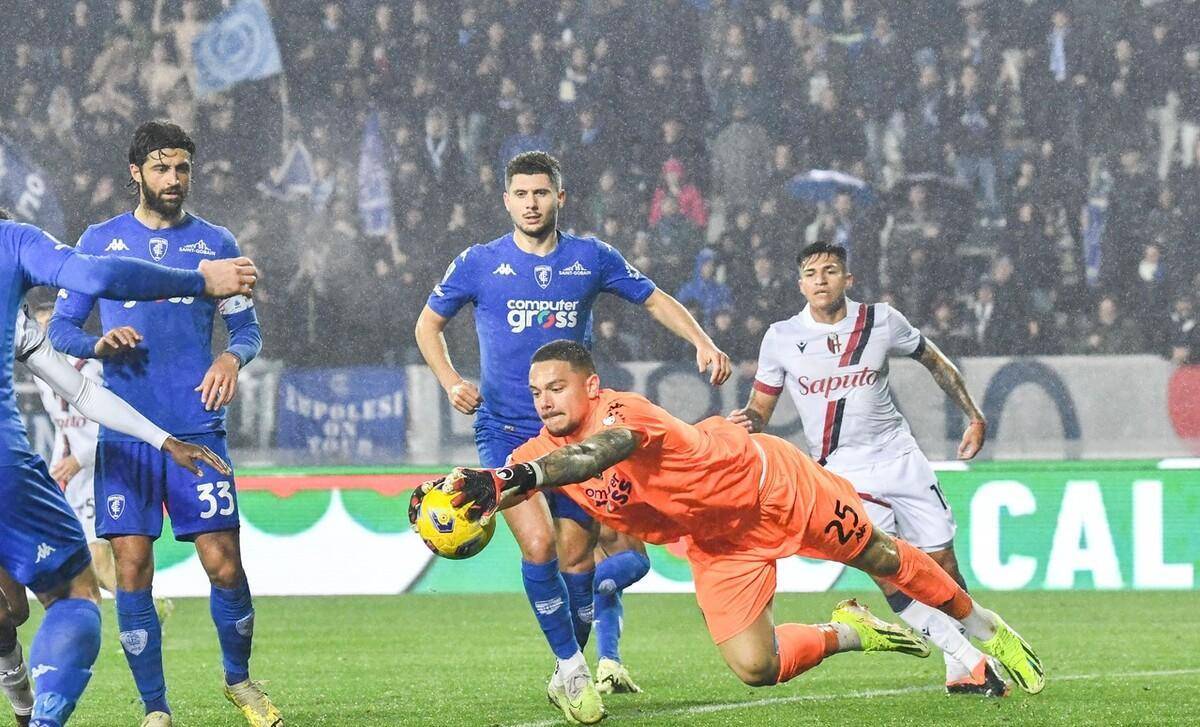 博洛尼亚球员受伤,备战下一场比赛成疑的简单介绍 博洛尼亚球员受伤,备战下一场比赛成疑的简单介绍