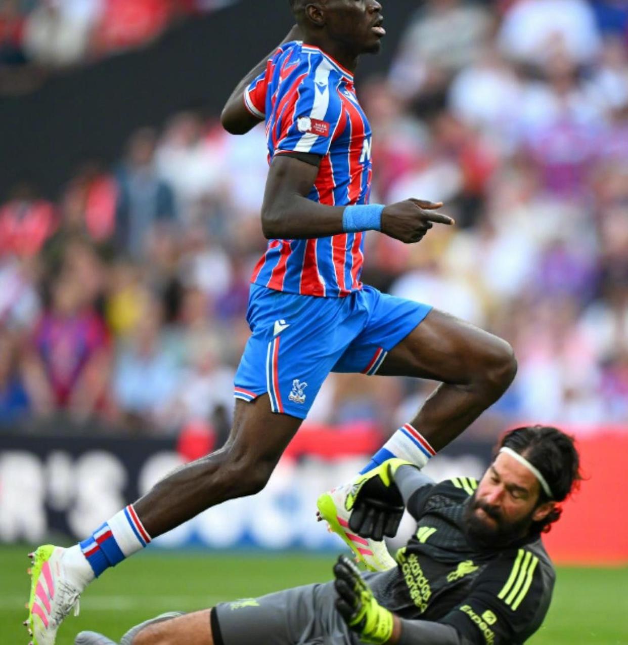 利物浦锋线榜上有名，多次造成对手伤害的简单介绍