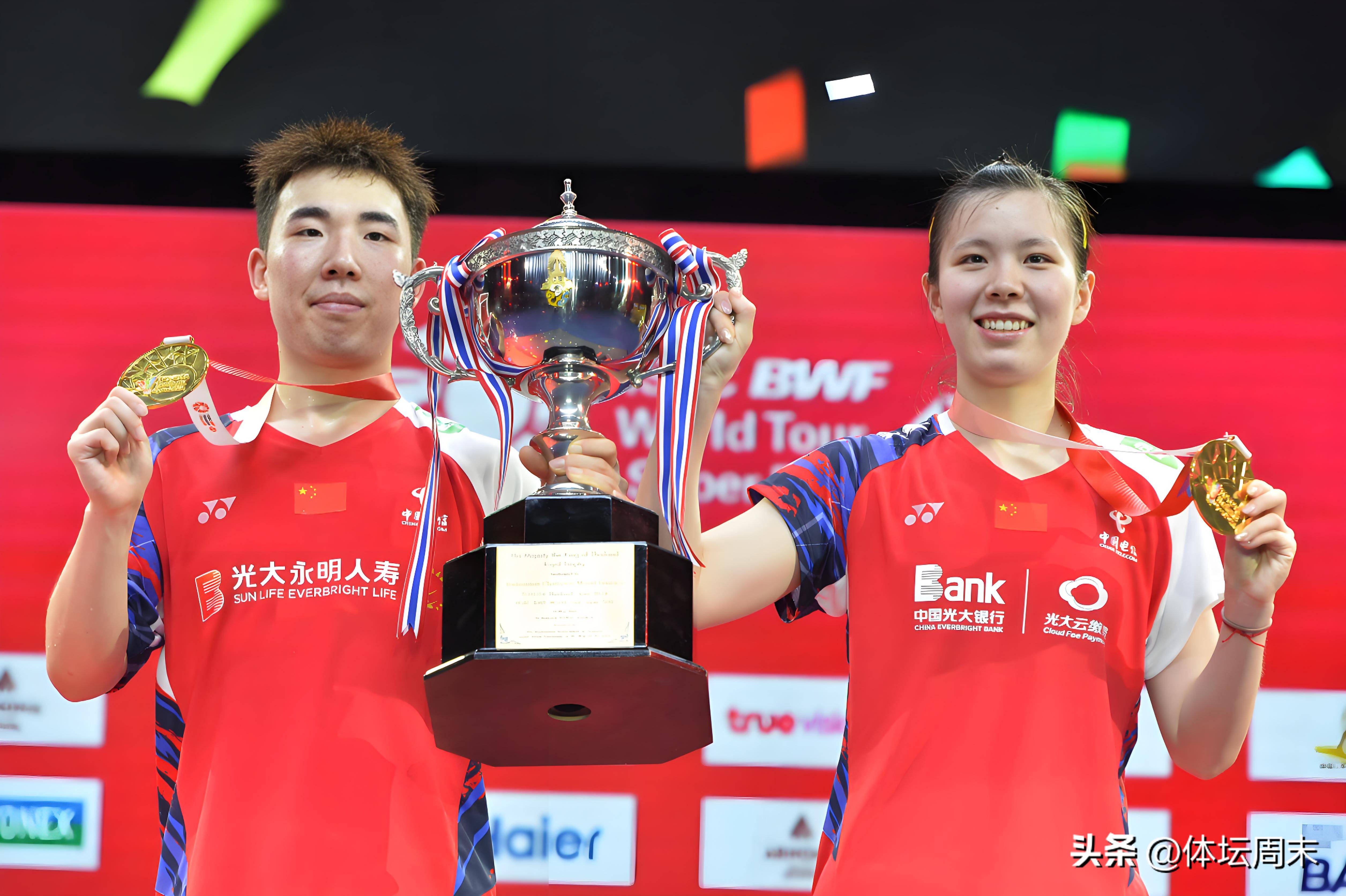 印尼队碾压法国队,陈雨菲统治全场 印尼队碾压法国队,陈雨菲统治全场