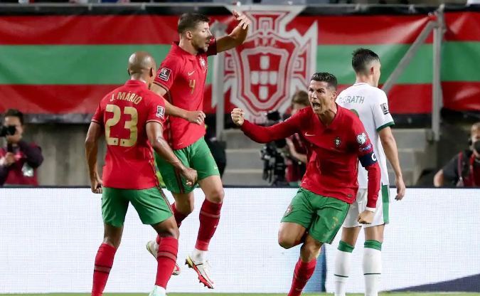 葡萄牙队横扫英格兰队,梁靖崑高光表现 葡萄牙队横扫英格兰队,梁靖崑高光表现