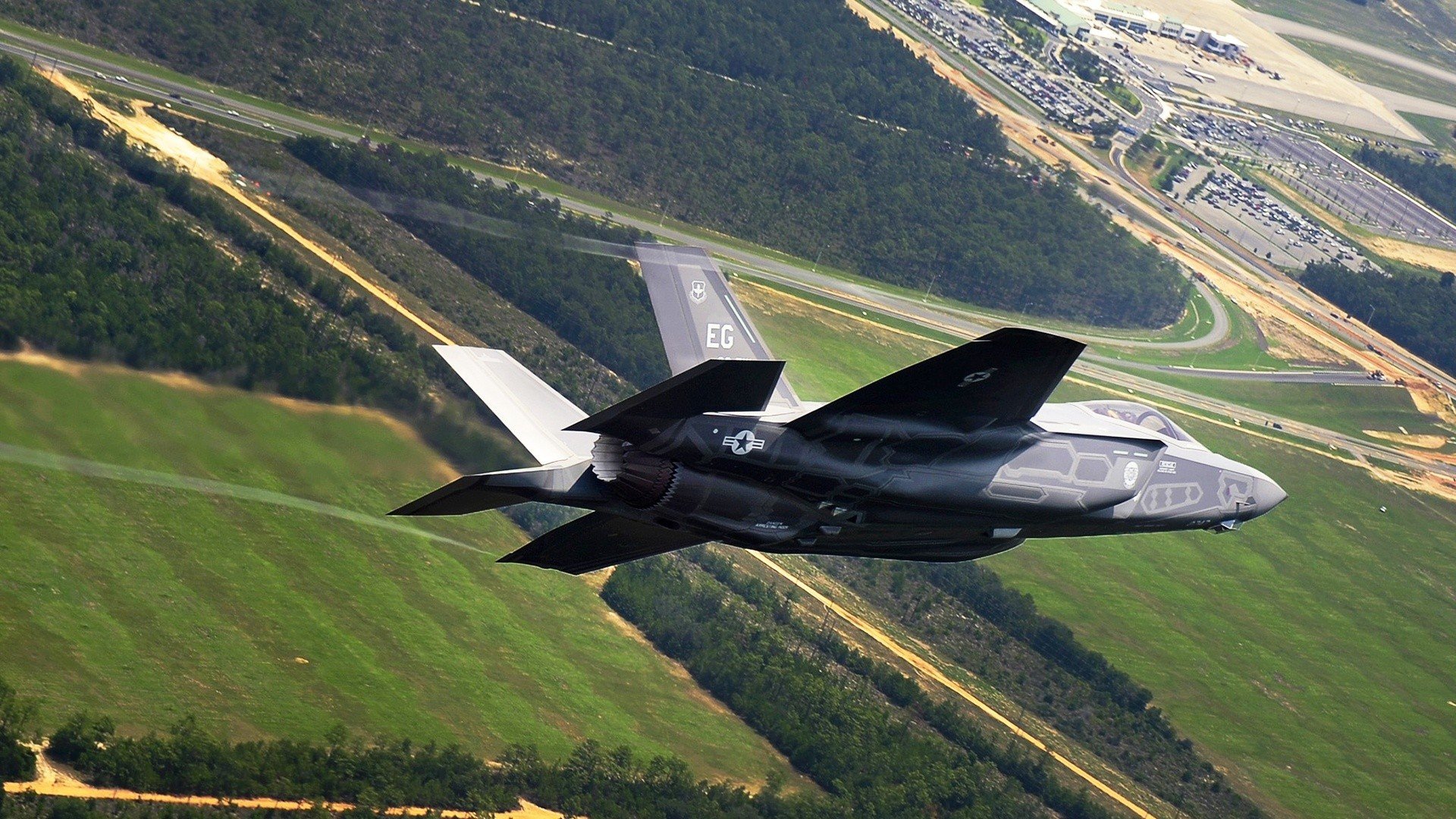 横跨三代人的复仇,摩洛哥用最摩洛哥的方式,将C罗的世界杯绝唱钉在宿命之柱上