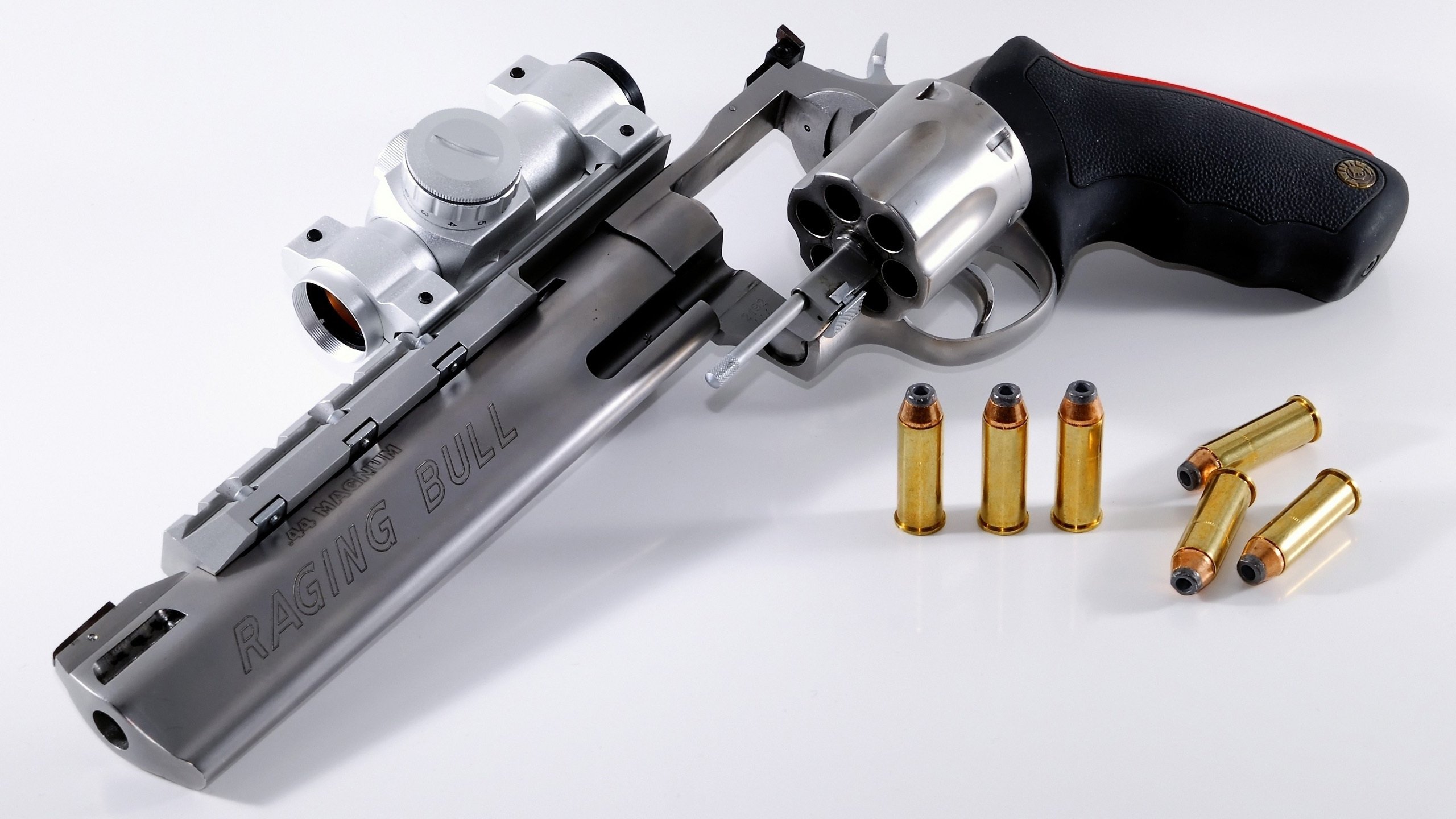 当F1街道赛遇见足球中场大师，楚阿梅尼进攻端无人可挡的跨界启示